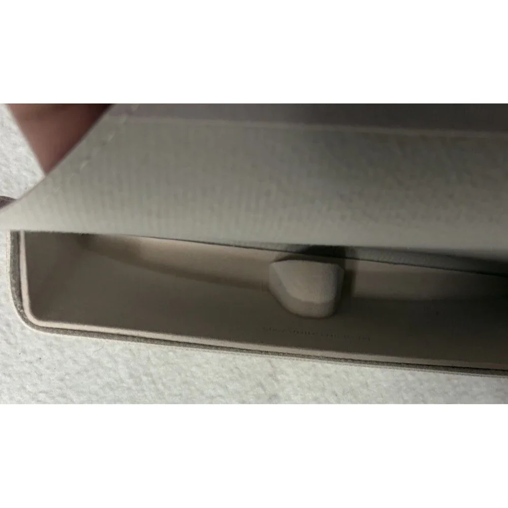 Kendra Scott Metallic Champagne Eyeglass Sunglasses Case Snap Envelope Logo